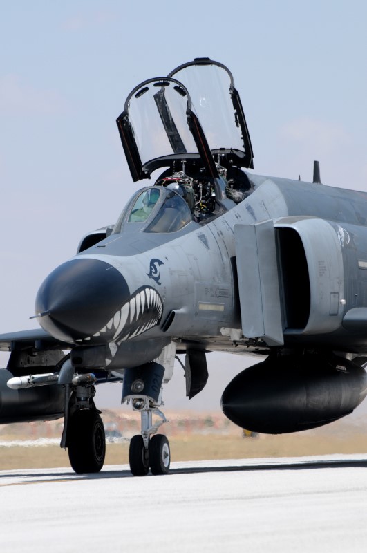 Photo 11.jpg - A F-4E-2020 of the 111 Filo/1nci AJÜ on the way back after successful mission